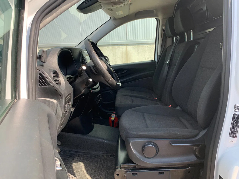 Mercedes-Benz Vito 116 CDI*Koelwagen*Achteruitrijcamera*Navigatie* - Kühltransporter, Transporter mit Doppelkabine: das Bild 4 Mercedes-Benz Vito 116 CDI*Koelwagen*Achteruitrijcamera*Navigatie* - Kühltransporter, Transporter mit Doppelkabine: das Bild 4
