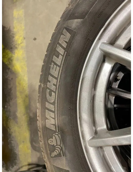 Michelin *205/55 R16 - Felgen und Reifen für PKW: das Bild 3 Michelin *205/55 R16 - Felgen und Reifen für PKW: das Bild 3