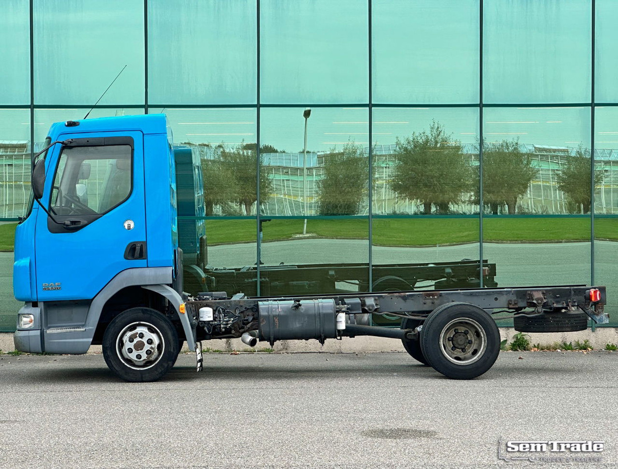 DAF LF 45.130 Euro 3 Manual Gearbox Holland-Truck - Fahrgestell LKW: das Bild 2 DAF LF 45.130 Euro 3 Manual Gearbox Holland-Truck - Fahrgestell LKW: das Bild 2