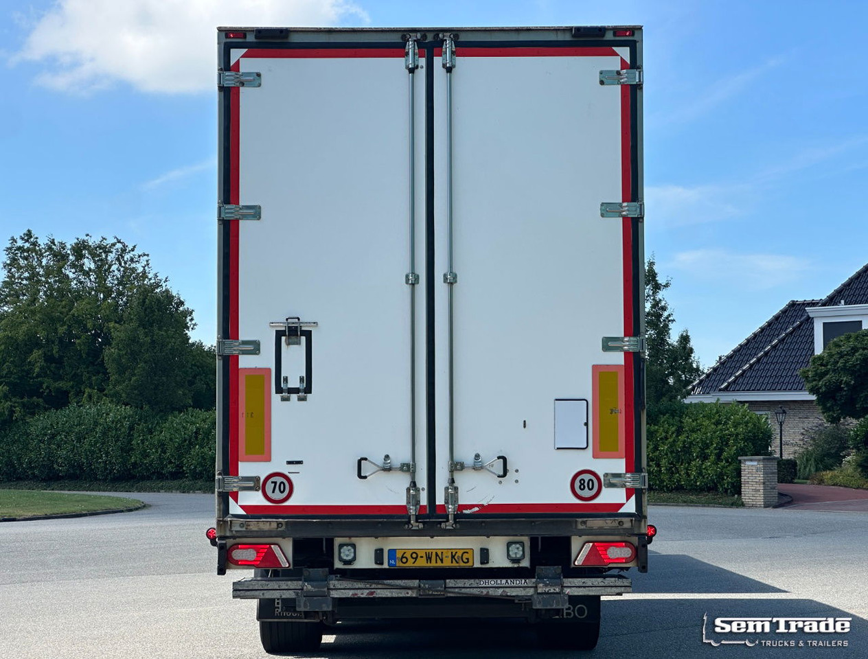 DAF XF 480 FAR SSC 2x Tail Lift 50 CC Trolleys Carrier TRS Iceland Super Condition NL-Combi - Kühlkoffer LKW: das Bild 4 DAF XF 480 FAR SSC 2x Tail Lift 50 CC Trolleys Carrier TRS Iceland Super Condition NL-Combi - Kühlkoffer LKW: das Bild 4