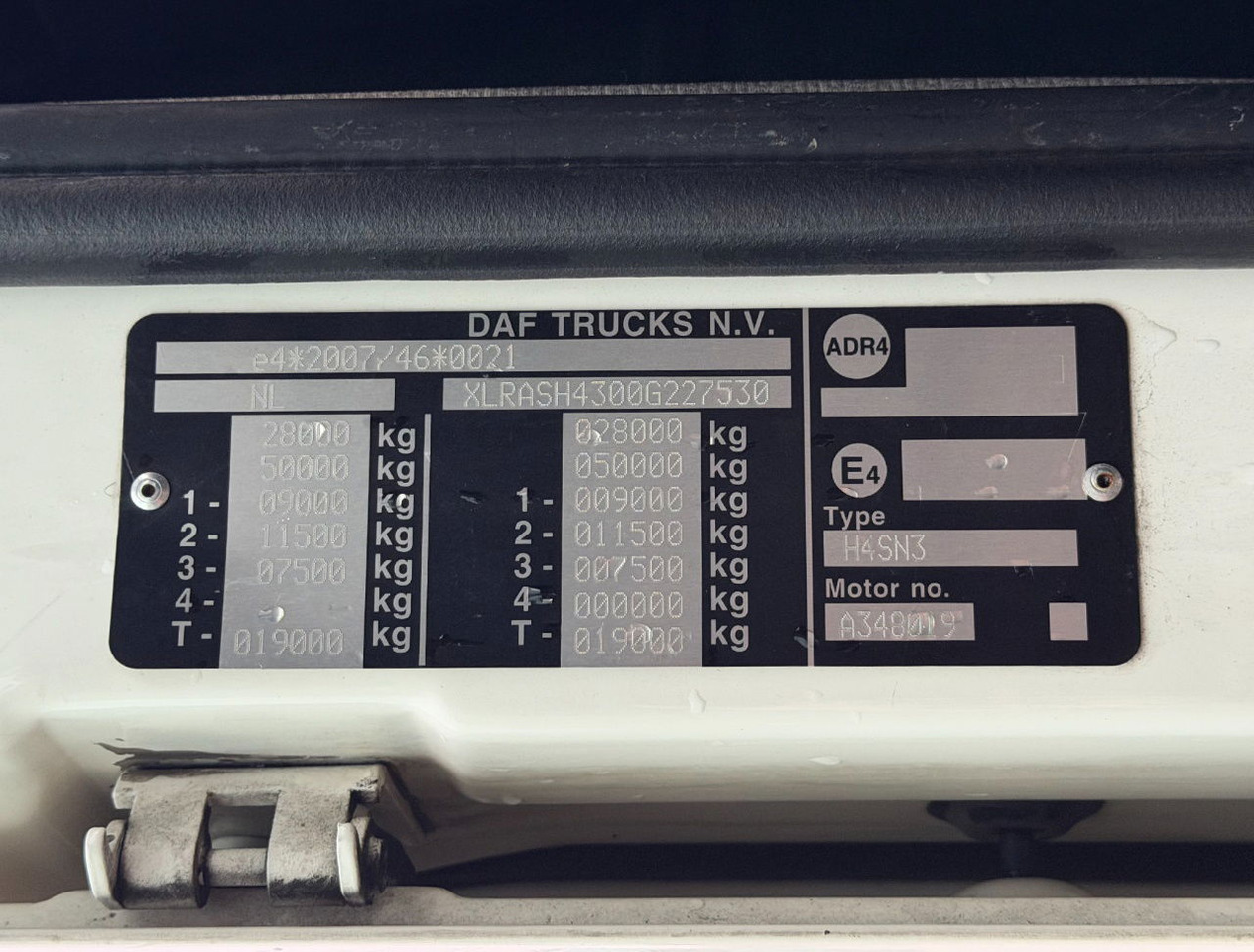 Kühlkoffer LKW DAF XF 480 FAR SSC Isolated BOX 810x250x275 CM Inside TRS Cooling Tail Lift TOP Condition NL-Truck: das Bild 25 Kühlkoffer LKW DAF XF 480 FAR SSC Isolated BOX 810x250x275 CM Inside TRS Cooling Tail Lift TOP Condition NL-Truck: das Bild 25