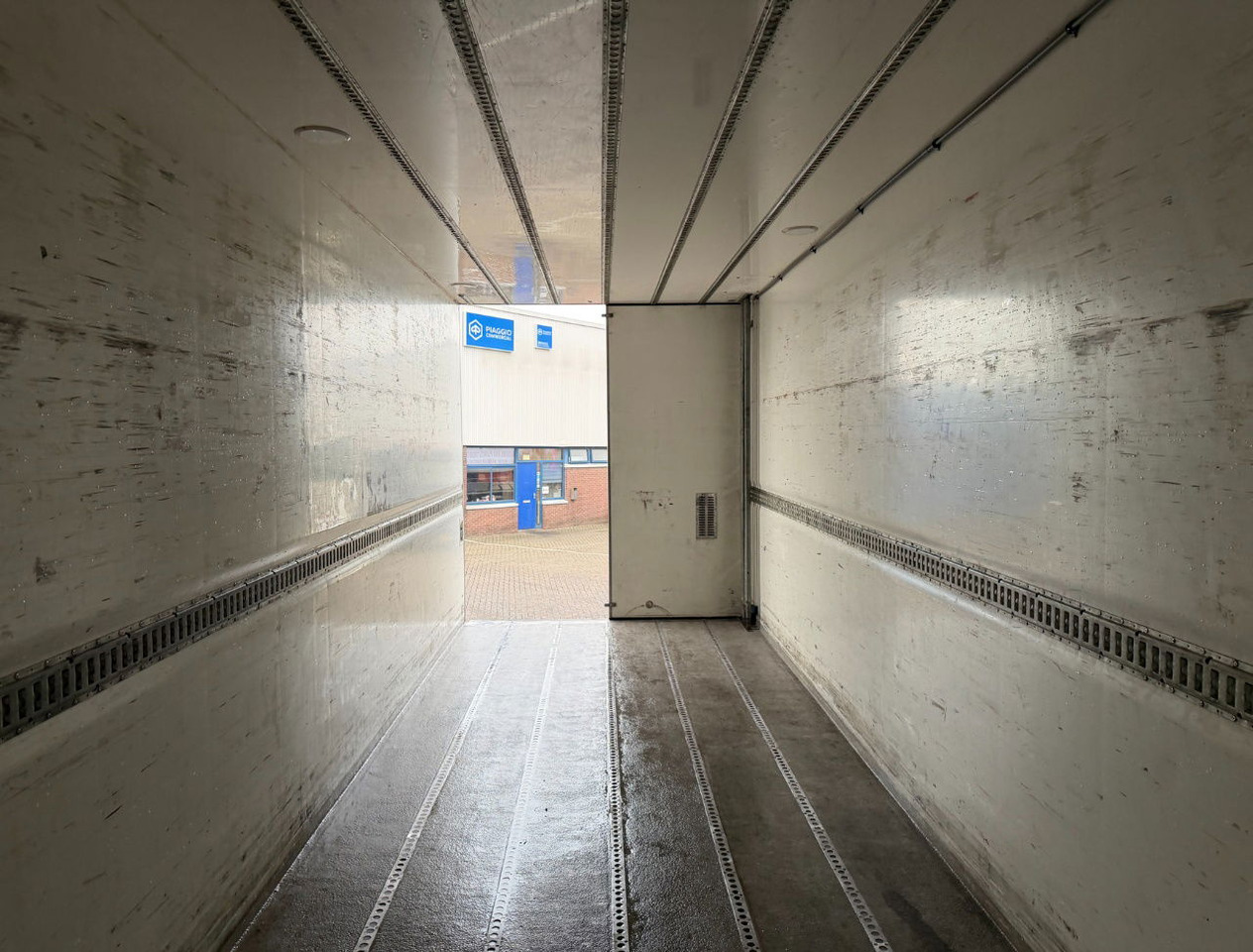 Kühlkoffer LKW DAF XF 480 FAR SSC Isolated BOX 810x250x275 CM Inside TRS Cooling Tail Lift TOP Condition NL-Truck: das Bild 20 Kühlkoffer LKW DAF XF 480 FAR SSC Isolated BOX 810x250x275 CM Inside TRS Cooling Tail Lift TOP Condition NL-Truck: das Bild 20