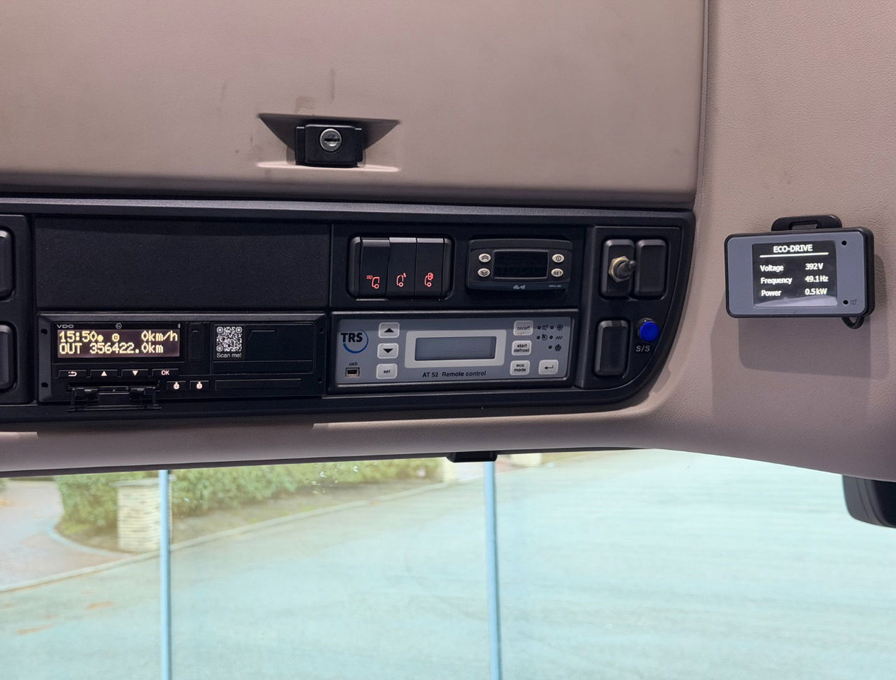 Kühlkoffer LKW DAF XF 480 FAR SSC Isolated BOX 810x250x275 CM Inside TRS Cooling Tail Lift TOP Condition NL-Truck: das Bild 12 Kühlkoffer LKW DAF XF 480 FAR SSC Isolated BOX 810x250x275 CM Inside TRS Cooling Tail Lift TOP Condition NL-Truck: das Bild 12