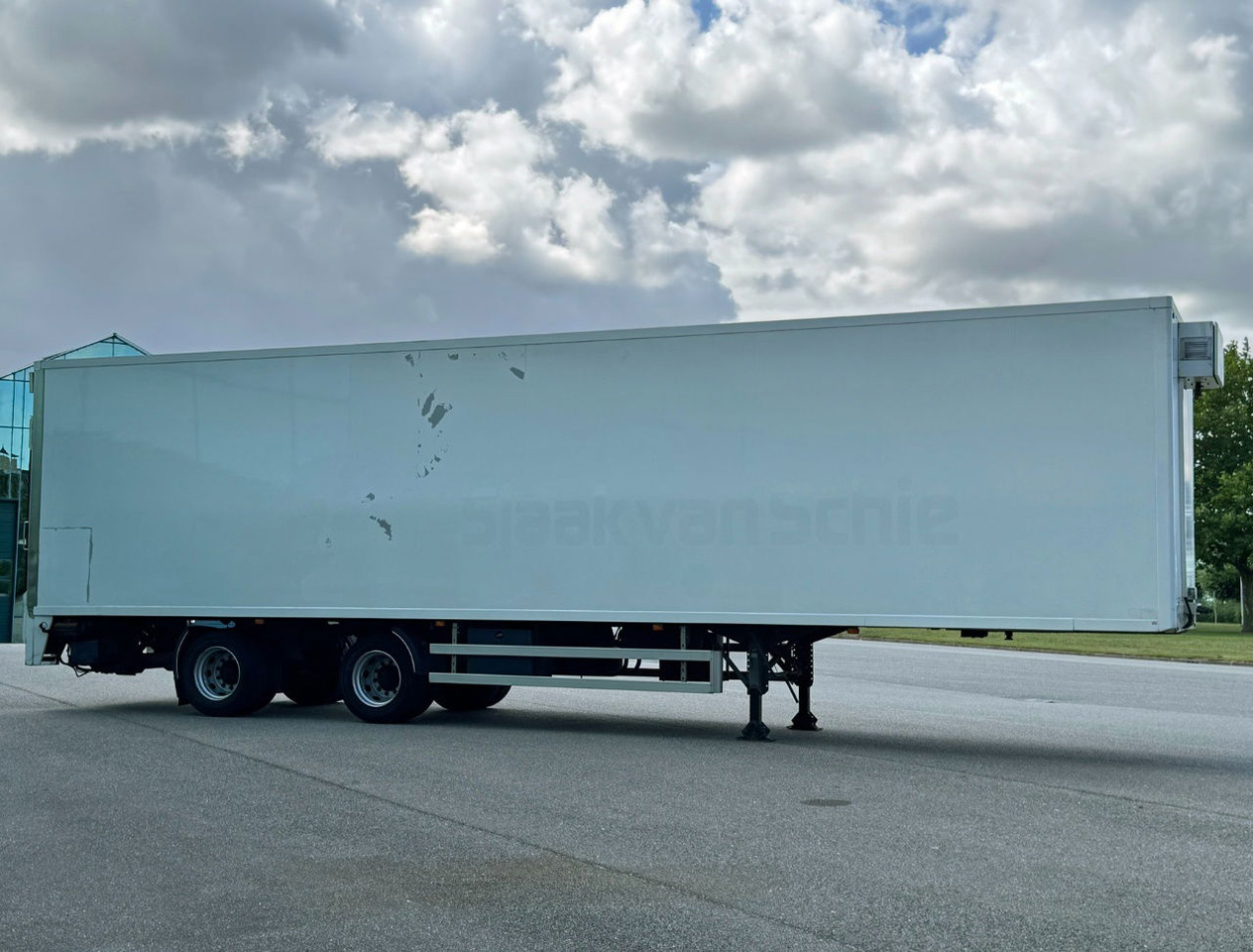 Koffer Auflieger HTF 2-AS Heiwo 1240 x 250 x 272 CM Inwendig Stuuras Laadklep APK TOT 07-2026: das Bild 6