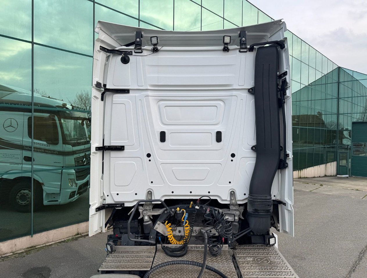Sattelzugmaschine Mercedes-Benz Actros 1945 382.000 KM NEW TUV APK PTO + Hydraulics TOP Condition NL Truck: das Bild 17