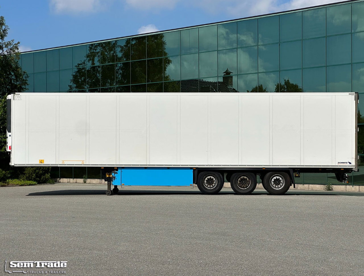 Schmitz Cargobull SCBS3B Thermo King SLXe 300 Lift Axle Holland-Trailer - Kühlkoffer Auflieger: das Bild 2 Schmitz Cargobull SCBS3B Thermo King SLXe 300 Lift Axle Holland-Trailer - Kühlkoffer Auflieger: das Bild 2