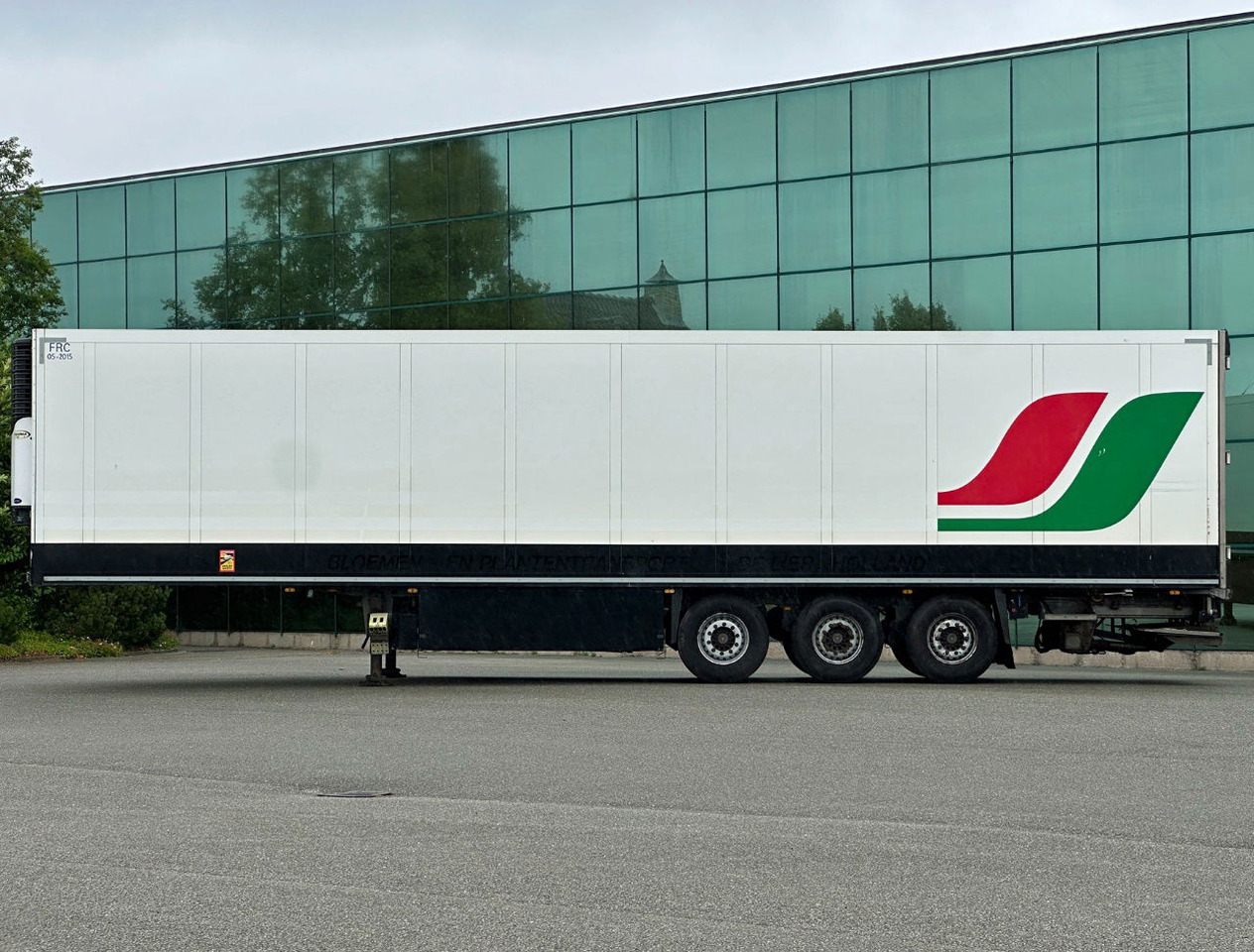 Schmitz Cargobull SKO24 Carrier Maxima 5.502 Hours 270 CM High 250 CM Wide Disc - Kühlkoffer Auflieger: das Bild 2 Schmitz Cargobull SKO24 Carrier Maxima 5.502 Hours 270 CM High 250 CM Wide Disc - Kühlkoffer Auflieger: das Bild 2