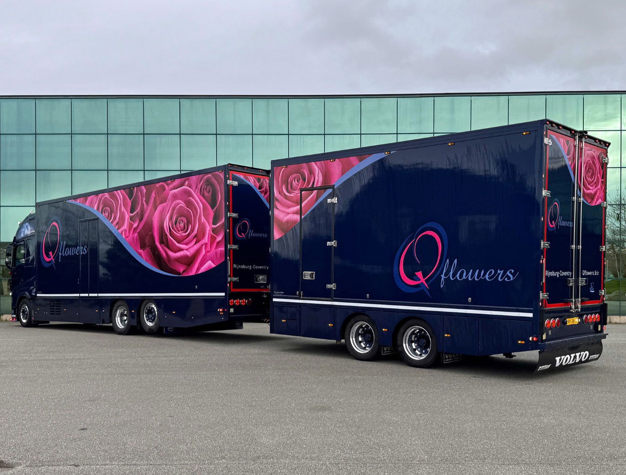 Volvo FH 460 Full Options Special Flower Show Truck Unique Condition - Kühlkoffer LKW: das Bild 2 Volvo FH 460 Full Options Special Flower Show Truck Unique Condition - Kühlkoffer LKW: das Bild 2