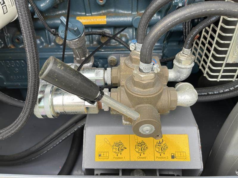 Stromgenerator Atlas-Copco QAS 40: das Bild 14 Stromgenerator Atlas-Copco QAS 40: das Bild 14