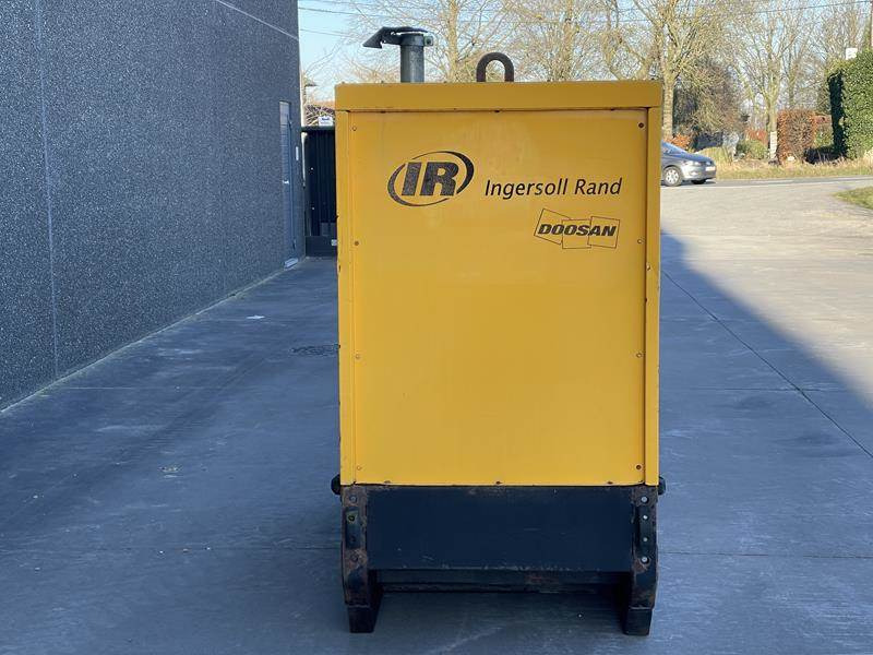 Doosan G 40 - Stromgenerator: das Bild 2 Doosan G 40 - Stromgenerator: das Bild 2