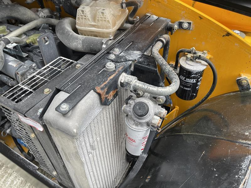 Teleskoplader Manitou MT 625 ST 3 B: das Bild 16