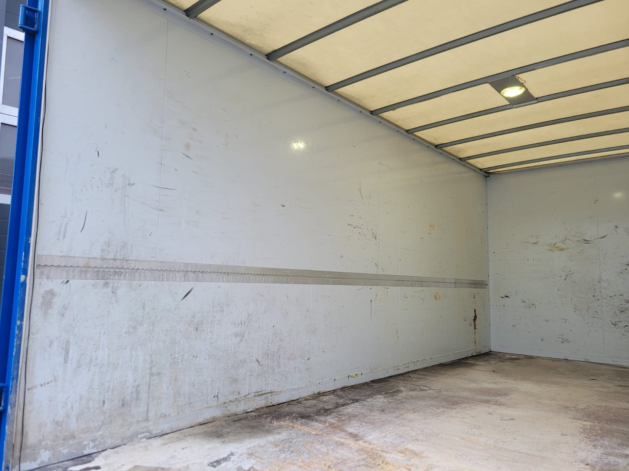 Koffer Transporter FORD TRANSIT KONTENER: das Bild 7