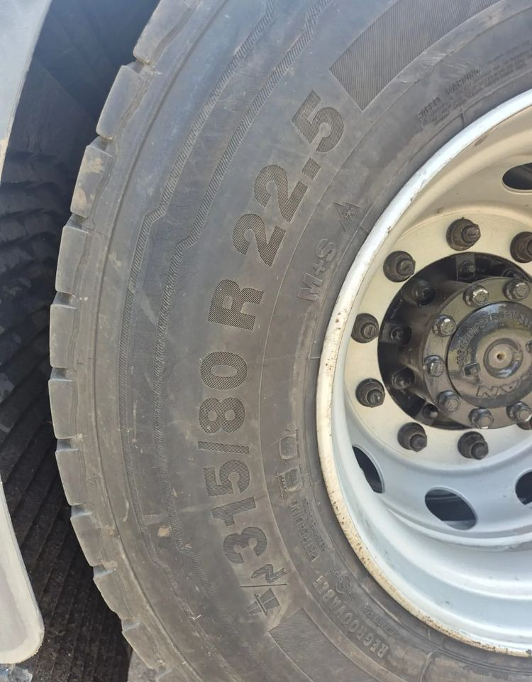 Abrollkipper MAN TGX 26-460 Hakowiec oś skrętna: das Bild 19 Abrollkipper MAN TGX 26-460 Hakowiec oś skrętna: das Bild 19