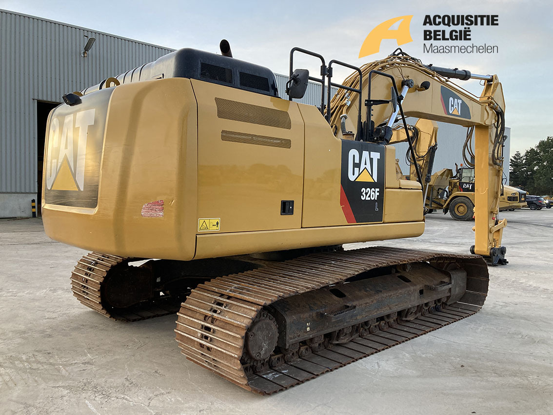 Bagger CATERPILLAR 326FL: das Bild 6