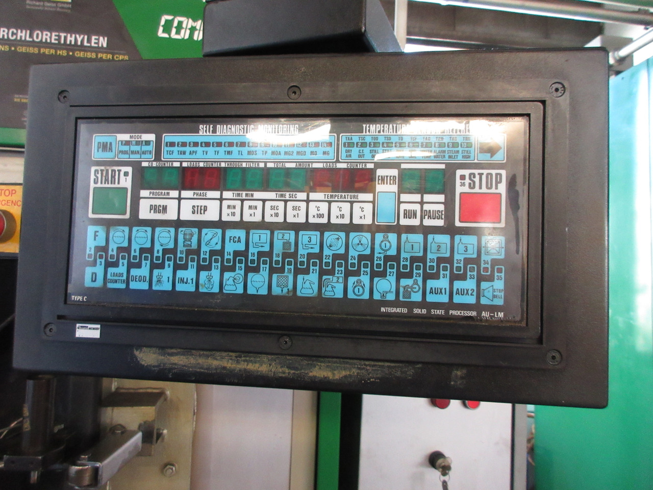 AMA Universal Multimatic LM 250 Computer Entfettungsanlage mit PER Perchlorethylen - Werkzeugmaschine: das Bild 4 AMA Universal Multimatic LM 250 Computer Entfettungsanlage mit PER Perchlorethylen - Werkzeugmaschine: das Bild 4