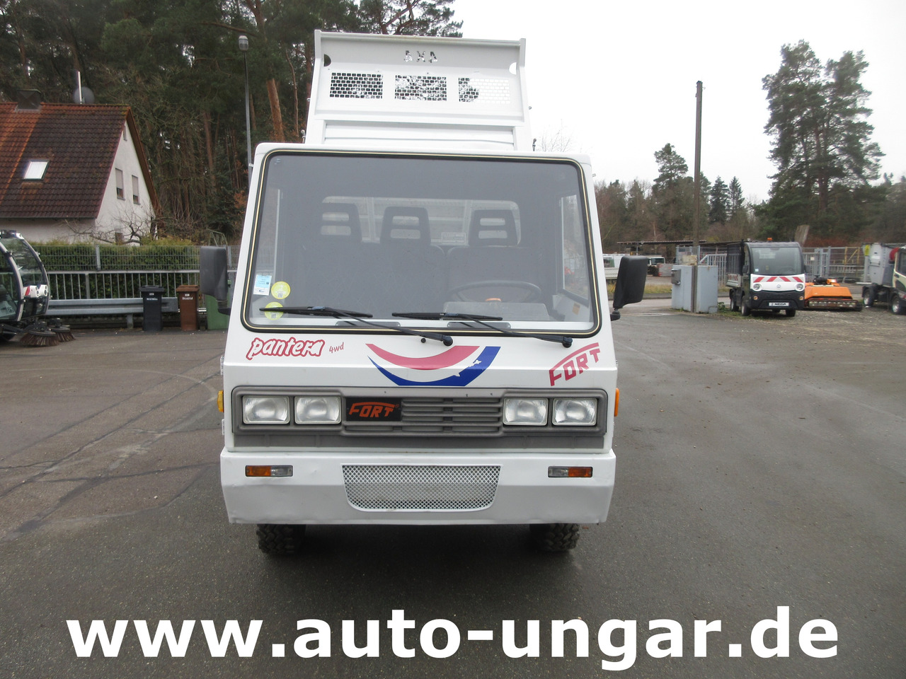 FORT Pantera 4WD Comaca Car 4x4 3-Seiten Kipper Untersetzung 40km/h Agricultural - Landwirtschaftlicher Kipper: das Bild 2 FORT Pantera 4WD Comaca Car 4x4 3-Seiten Kipper Untersetzung 40km/h Agricultural - Landwirtschaftlicher Kipper: das Bild 2