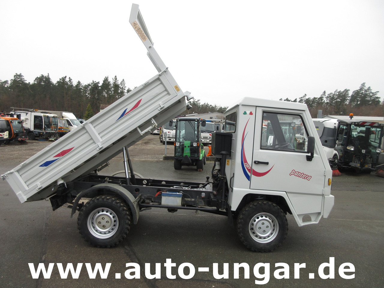 FORT Pantera 4WD Comaca Car 4x4 3-Seiten Kipper Untersetzung 40km/h Agricultural - Landwirtschaftlicher Kipper: das Bild 5 FORT Pantera 4WD Comaca Car 4x4 3-Seiten Kipper Untersetzung 40km/h Agricultural - Landwirtschaftlicher Kipper: das Bild 5