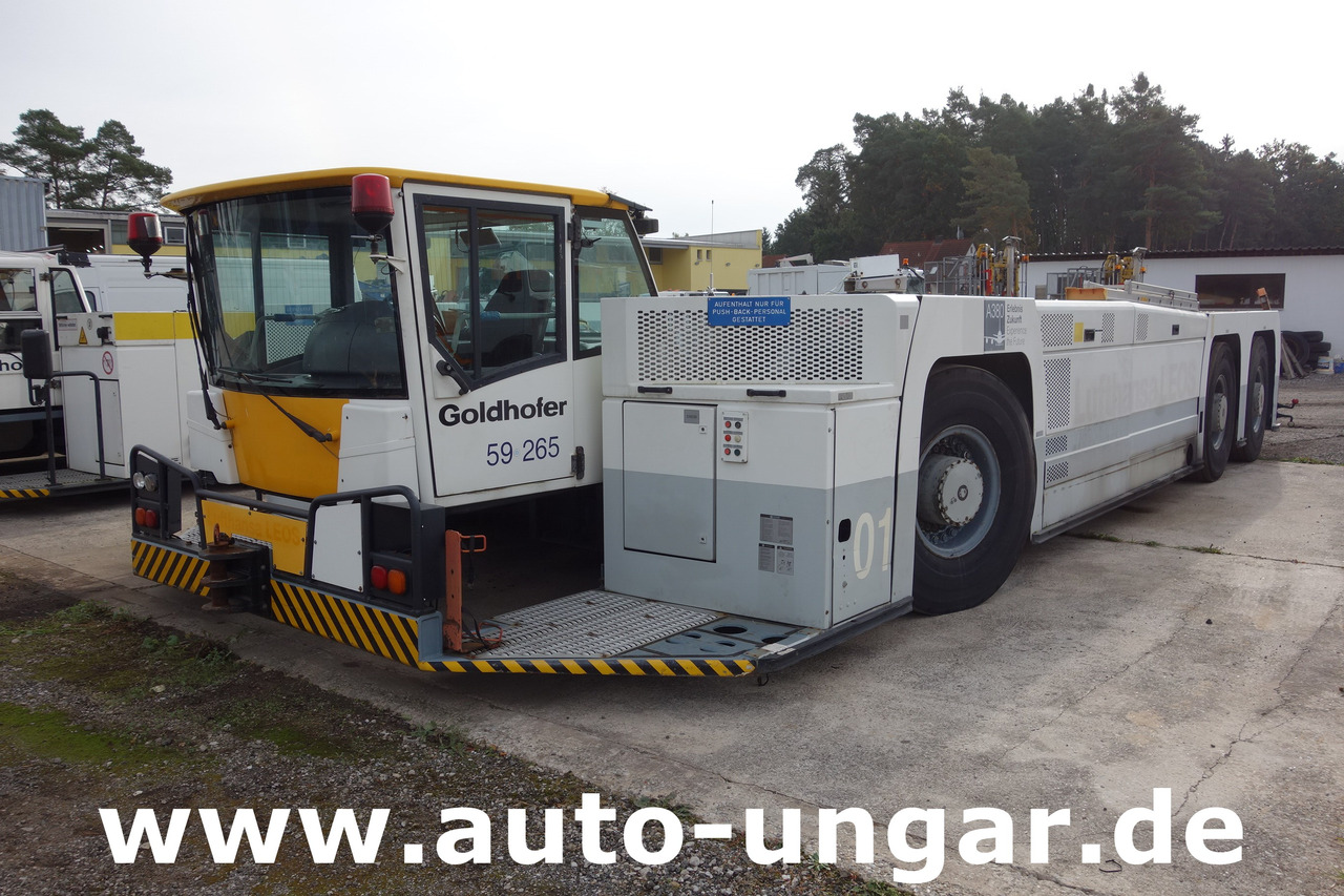 Goldhofer AST-1X 1360 Allradlenkung 6x6 towbarless Pushback Airbus A380 Deutz TCD 2015 V08 - 1.360PS - Flugzeugschlepper: das Bild 3 Goldhofer AST-1X 1360 Allradlenkung 6x6 towbarless Pushback Airbus A380 Deutz TCD 2015 V08 - 1.360PS - Flugzeugschlepper: das Bild 3