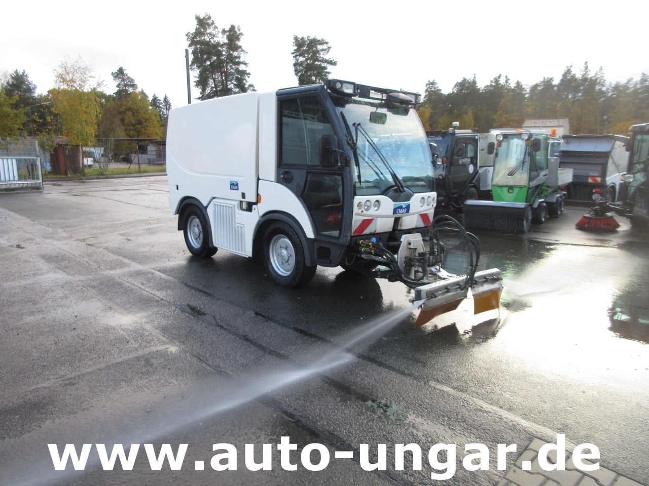 Multicar Tremo X56 CMAR LC 860 Schwemmfahrzeug Streetwasher 4x4x4 Baujahr 2014 EU5 - Kommunal-/ Sonderfahrzeug: das Bild 3 Multicar Tremo X56 CMAR LC 860 Schwemmfahrzeug Streetwasher 4x4x4 Baujahr 2014 EU5 - Kommunal-/ Sonderfahrzeug: das Bild 3