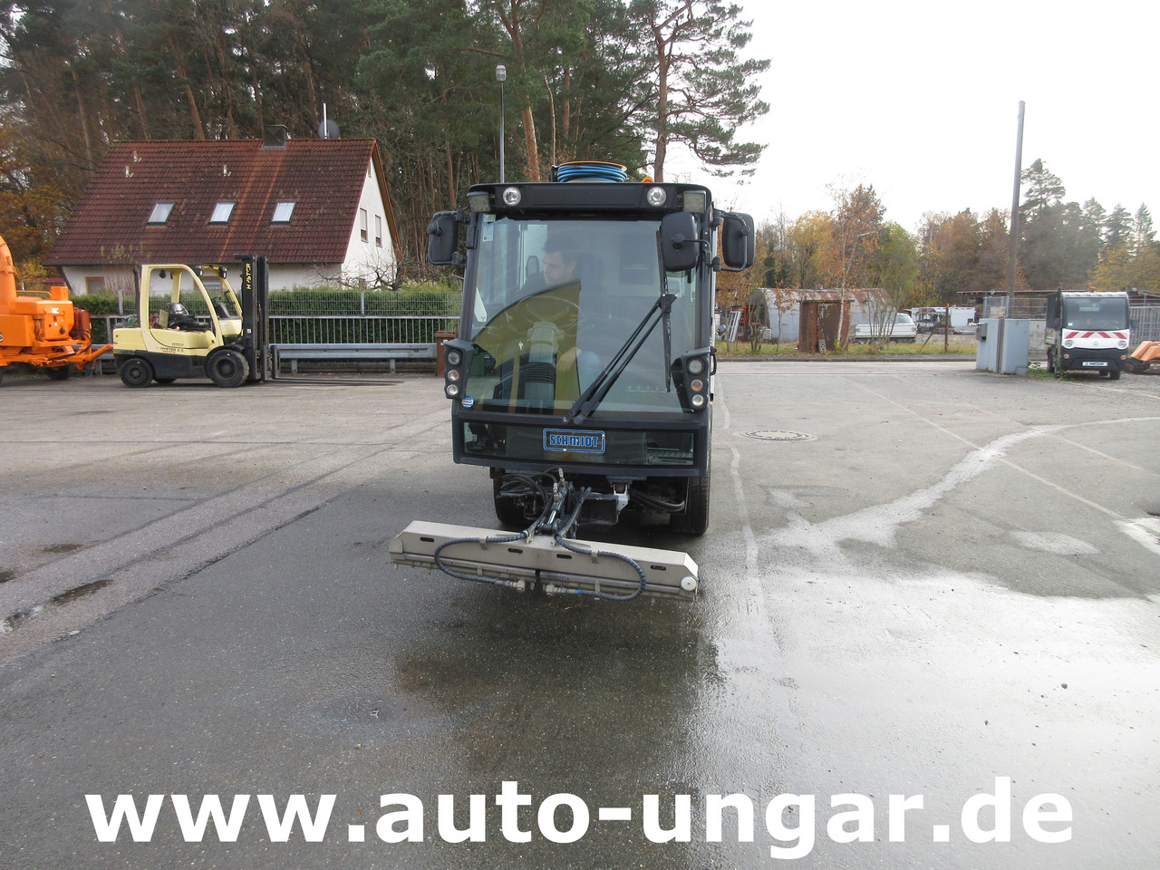 Schmidt CityJet 3000 Swingo + Cargy Schwemmfahrzeug aus 2018 80bar 3000l - Kommunal-/ Sonderfahrzeug: das Bild 2 Schmidt CityJet 3000 Swingo + Cargy Schwemmfahrzeug aus 2018 80bar 3000l - Kommunal-/ Sonderfahrzeug: das Bild 2