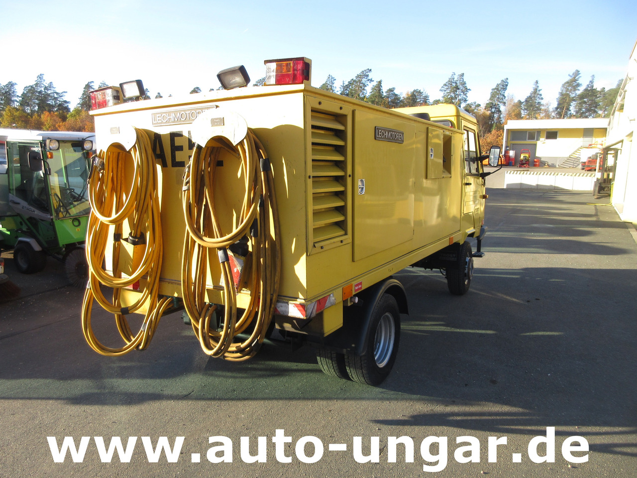 MULTICAR M26 Lechmotoren GPU Ground Power Unit - used GSE - 28V DC & 115V 400Hz - Bodenstromaggregat: das Bild 5 MULTICAR M26 Lechmotoren GPU Ground Power Unit - used GSE - 28V DC & 115V 400Hz - Bodenstromaggregat: das Bild 5