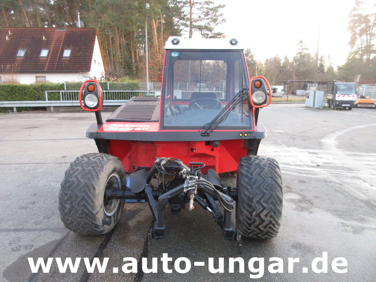 Reform Metrac H7S MOTORSCHADEN Bj. 2004 Front- & Heckzapfwelle Fronthydraulik - Traktor: das Bild 2 Reform Metrac H7S MOTORSCHADEN Bj. 2004 Front- & Heckzapfwelle Fronthydraulik - Traktor: das Bild 2