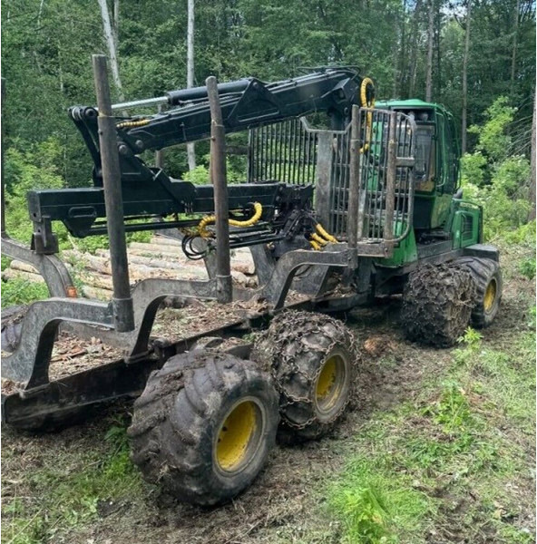 John Deere 1010E 8W - Forwarder: das Bild 2 John Deere 1010E 8W - Forwarder: das Bild 2