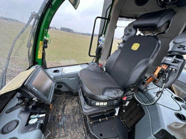 Harvester John Deere 1470E 6W +(2016) H415: das Bild 6