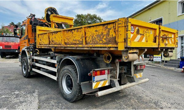 Mercedes-Benz Atego 1823 +HIAB - Abrollkipper, Autokran: das Bild 2 Mercedes-Benz Atego 1823 +HIAB - Abrollkipper, Autokran: das Bild 2