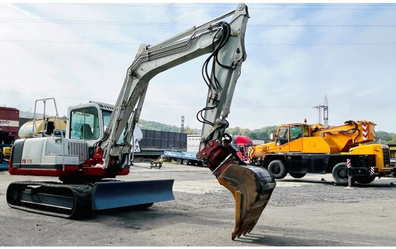 Takeuchi 7t TB175 powertilt - Minibagger: das Bild 3 Takeuchi 7t TB175 powertilt - Minibagger: das Bild 3