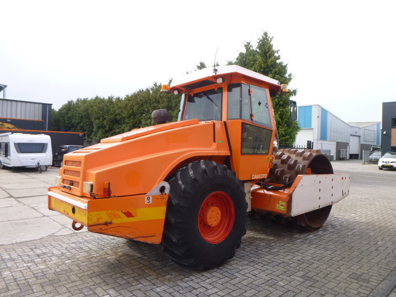 DYNAPAC CA602PD - Walzenzug: das Bild 3 DYNAPAC CA602PD - Walzenzug: das Bild 3