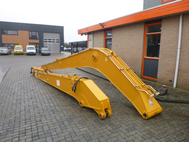GEW Long reach KOMATSU PC210LC-10 & PC210LC-11 - Ausleger für Bagger: das Bild 3 GEW Long reach KOMATSU PC210LC-10 & PC210LC-11 - Ausleger für Bagger: das Bild 3