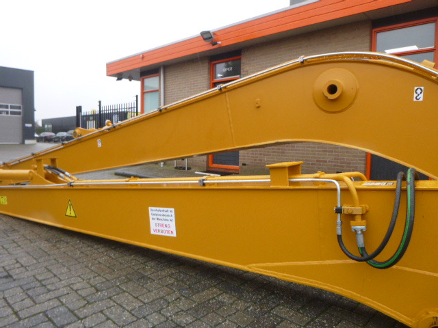 GEW Long reach KOMATSU PC210LC-10 & PC210LC-11 - Ausleger für Bagger: das Bild 4 GEW Long reach KOMATSU PC210LC-10 & PC210LC-11 - Ausleger für Bagger: das Bild 4