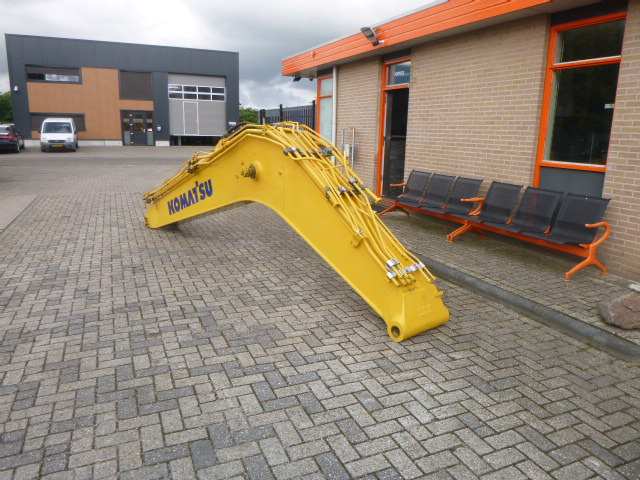 KOMATSU PC170-PC180-PC190 - Ausleger für Kettenbagger: das Bild 4 KOMATSU PC170-PC180-PC190 - Ausleger für Kettenbagger: das Bild 4