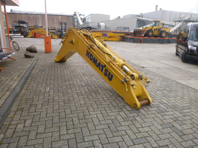 KOMATSU PC170-PC180-PC190 - Ausleger für Kettenbagger: das Bild 2 KOMATSU PC170-PC180-PC190 - Ausleger für Kettenbagger: das Bild 2