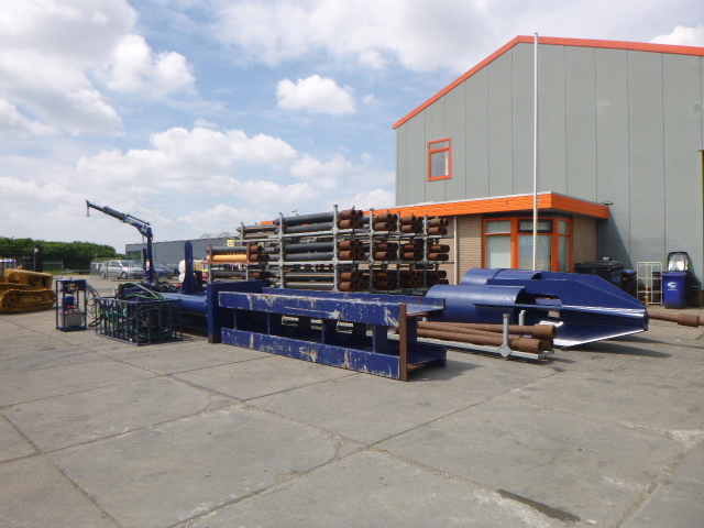 PIPELINE PULLING UNIT PIPE RAMMING PULLING UNIT PIPE RAMMING - Horizontalbohrgerät: das Bild 4 PIPELINE PULLING UNIT PIPE RAMMING PULLING UNIT PIPE RAMMING - Horizontalbohrgerät: das Bild 4