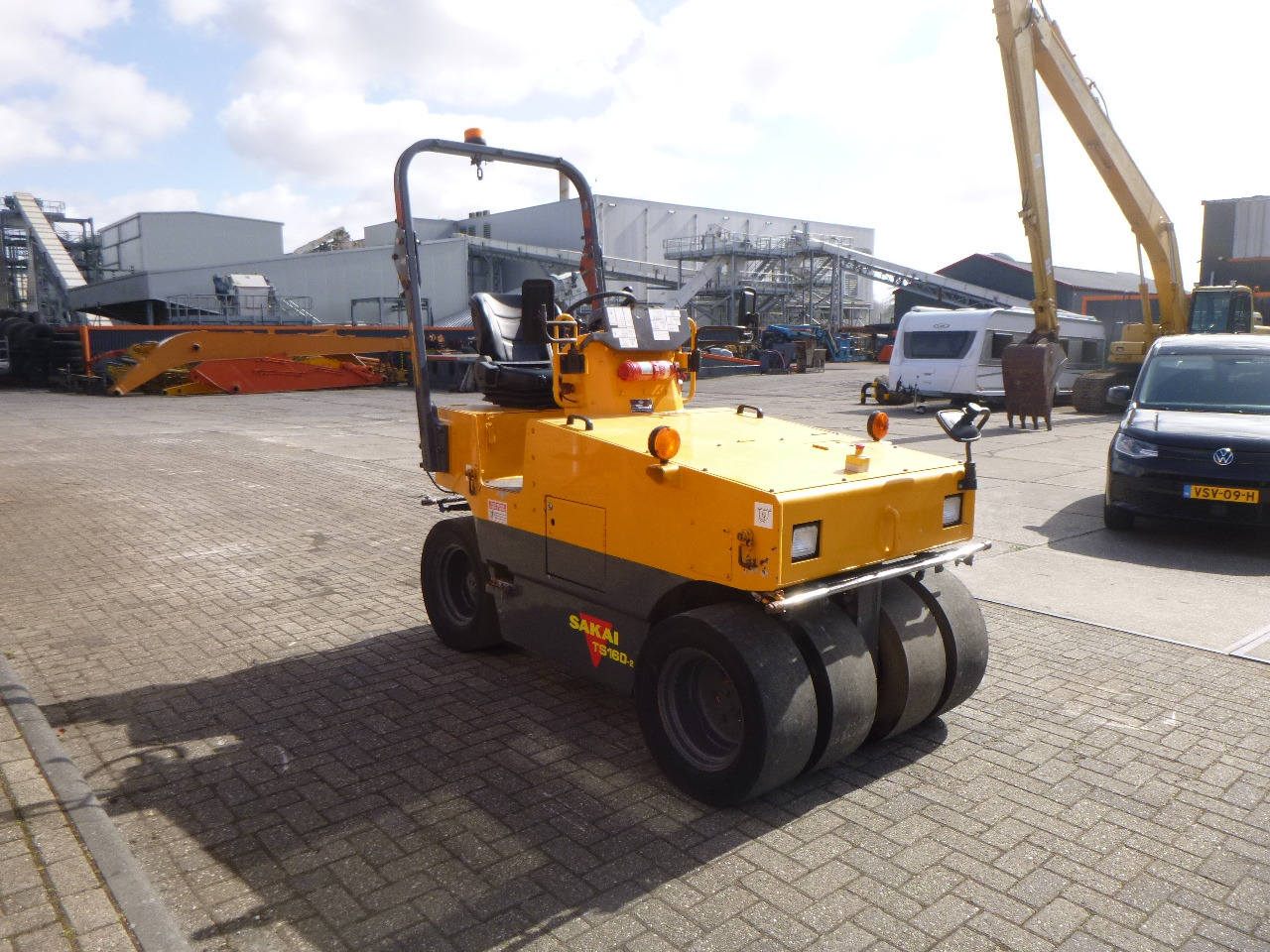 SAKAI TS160-2 - Gummiradwalze: das Bild 5 SAKAI TS160-2 - Gummiradwalze: das Bild 5