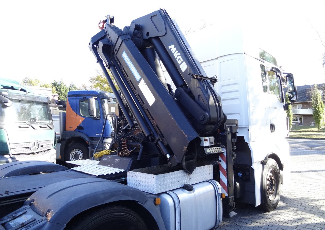 MAN TGX 33.480 6X4 Kran MKG 381 bis 20 Meter - Autokran, Sattelzugmaschine: das Bild 4 MAN TGX 33.480 6X4 Kran MKG 381 bis 20 Meter - Autokran, Sattelzugmaschine: das Bild 4