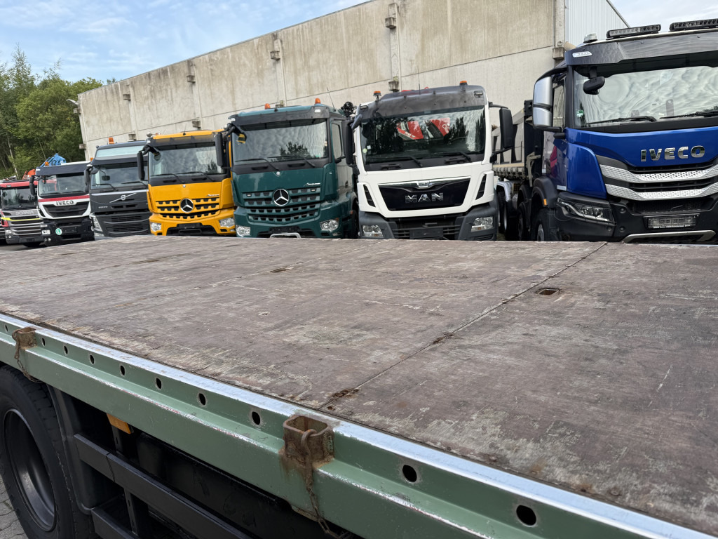 Autokran, Pritsche LKW Mercedes-Benz Arocs 2542 6X2 Kran Palfinger 16001: das Bild 15