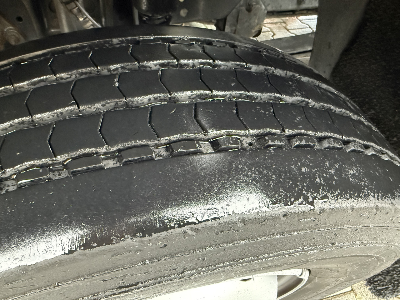 Mercedes-Benz Atego 1227 Kran MKG 96 - Pritsche LKW, Autokran: das Bild 4 Mercedes-Benz Atego 1227 Kran MKG 96 - Pritsche LKW, Autokran: das Bild 4