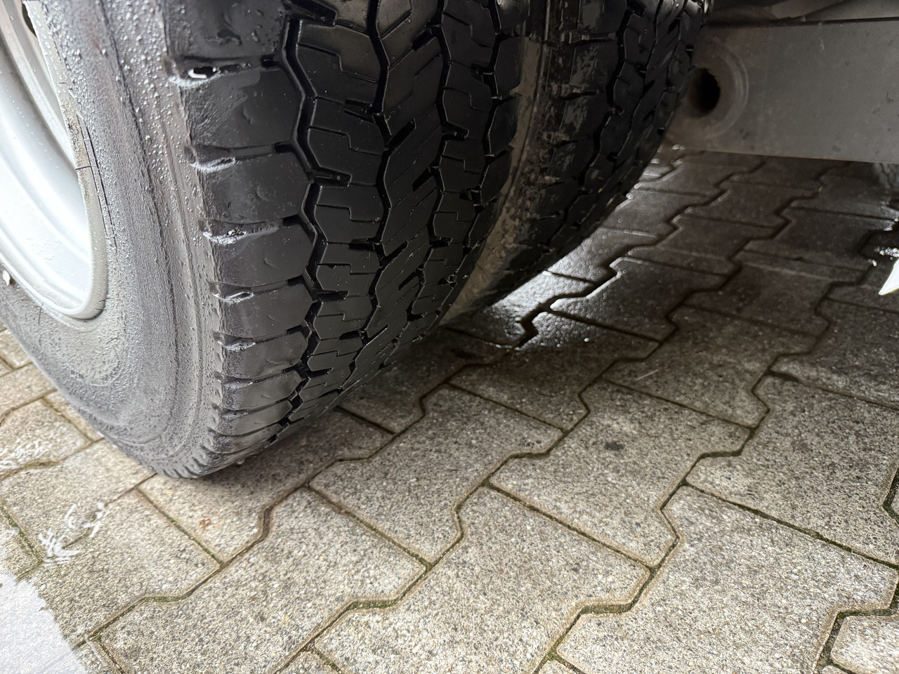 Mercedes-Benz Atego 1227 Kran MKG 96 - Pritsche LKW, Autokran: das Bild 3 Mercedes-Benz Atego 1227 Kran MKG 96 - Pritsche LKW, Autokran: das Bild 3