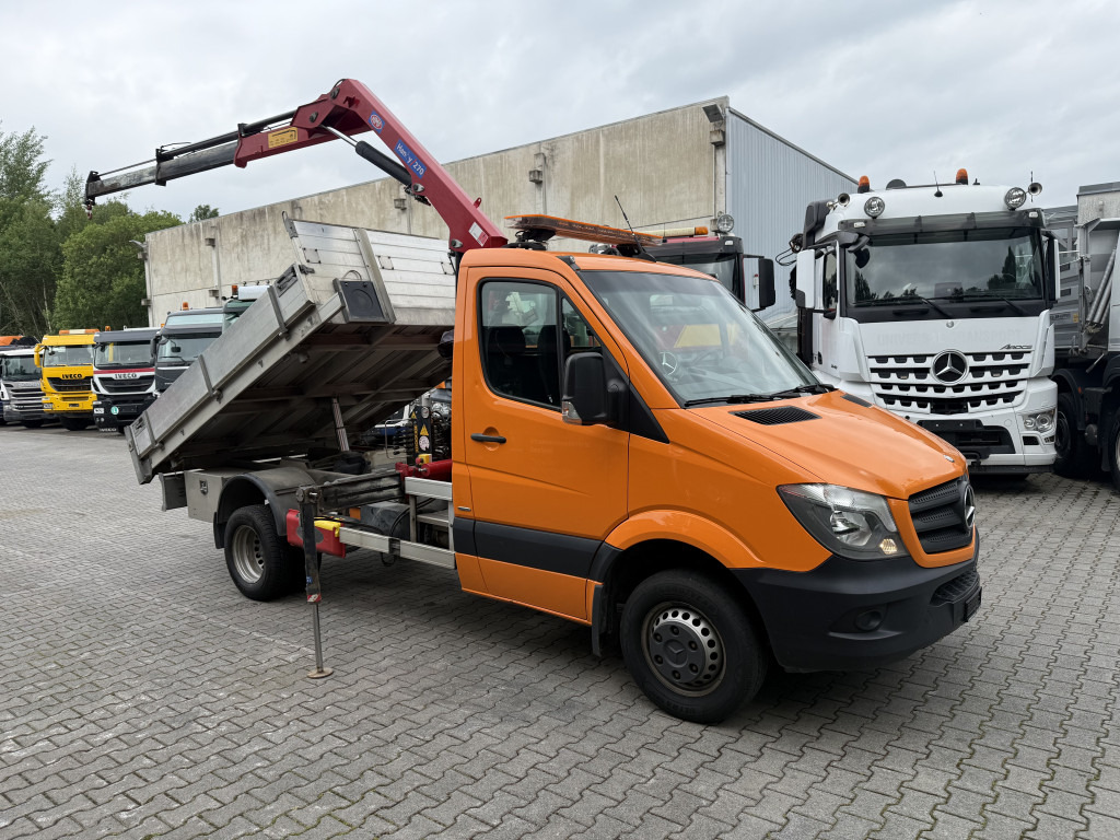 Mercedes-Benz Sprinter 516 Kipper mit Kran HMF 270 - Kipper Transporter: das Bild 2 Mercedes-Benz Sprinter 516 Kipper mit Kran HMF 270 - Kipper Transporter: das Bild 2