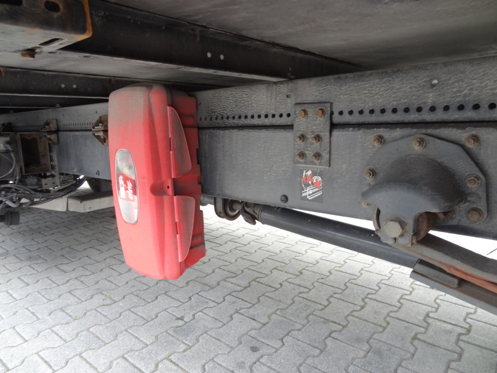Renault D10.210 7m Koffer - Koffer LKW: das Bild 2 Renault D10.210 7m Koffer - Koffer LKW: das Bild 2