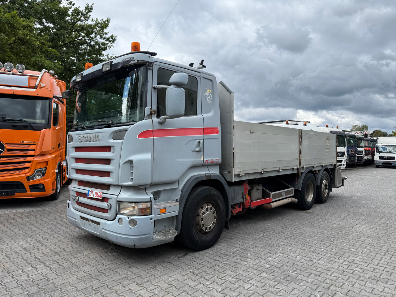 Scania R560 V8 6X2 Kranvorbereitung - Pritsche LKW, Autokran: das Bild 1 Scania R560 V8 6X2 Kranvorbereitung - Pritsche LKW, Autokran: das Bild 1