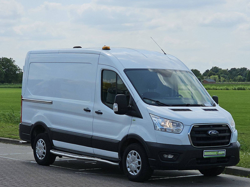 Ford Transit 2.0 TDCI 170 AUT. L2H2 - Kastenwagen: das Bild 5 Ford Transit 2.0 TDCI 170 AUT. L2H2 - Kastenwagen: das Bild 5