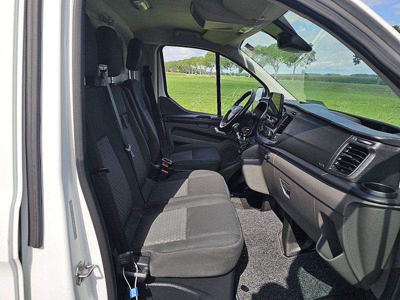 Kleintransporter Ford Transit Custom 2.0 L2H1 Navi Airco: das Bild 7