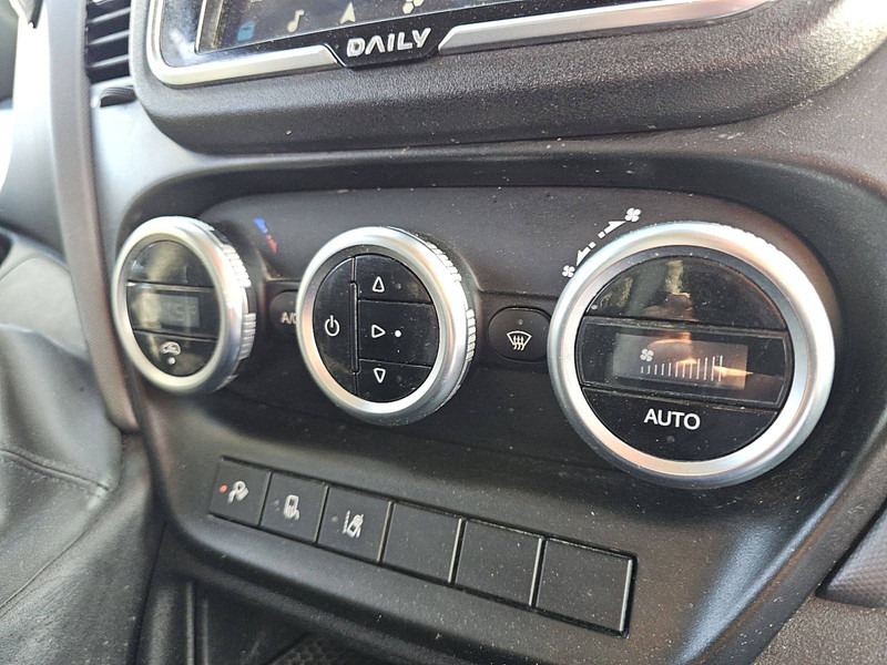 Kastenwagen Iveco Daily 35C18 ac automaat  EURO6: das Bild 10