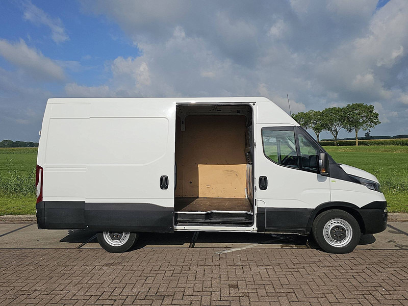Kastenwagen Iveco Daily 35S14       L2H2 Airco Automaat!: das Bild 14