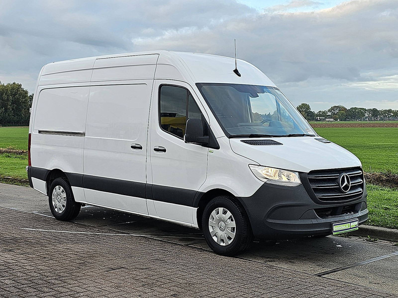 Mercedes-Benz Sprinter 316 L2H2 Mbux RWD - Kastenwagen: das Bild 5 Mercedes-Benz Sprinter 316 L2H2 Mbux RWD - Kastenwagen: das Bild 5