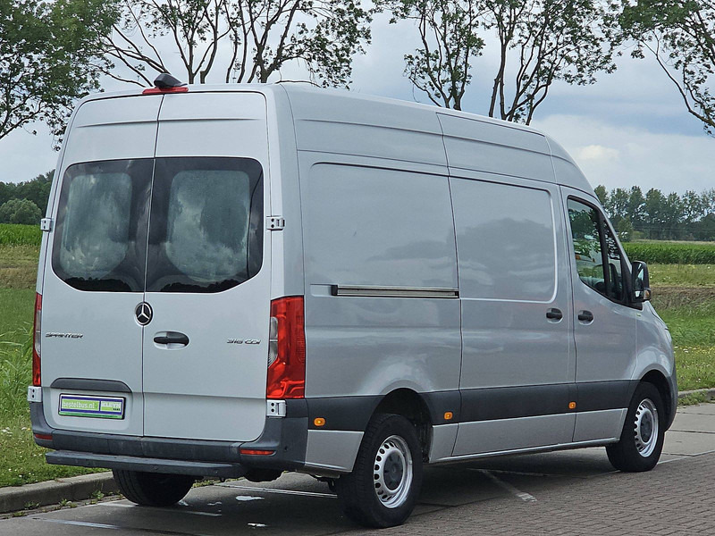 Mercedes-Benz Sprinter 316 L2H2 RWD Mbux Autom! - Kastenwagen: das Bild 3 Mercedes-Benz Sprinter 316 L2H2 RWD Mbux Autom! - Kastenwagen: das Bild 3